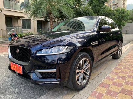 捷豹F-PACE 2018款 改款 2.0T 四驱R-Sport运动版