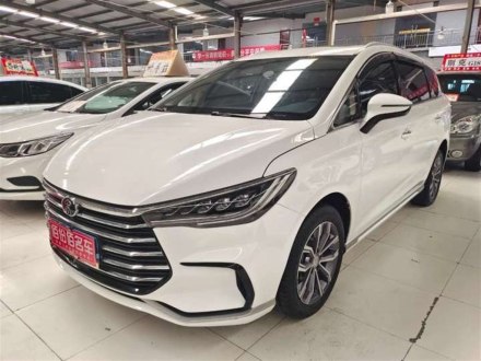 宋MAX 2021款 升级版 1.5T 自动尊贵型 6座