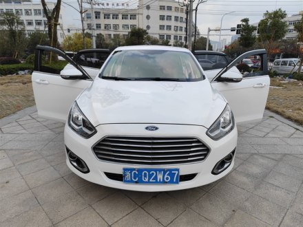 福睿斯 2015款 1.5L 手动舒适型