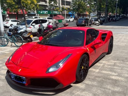 法拉利488 2015款 488 GTB