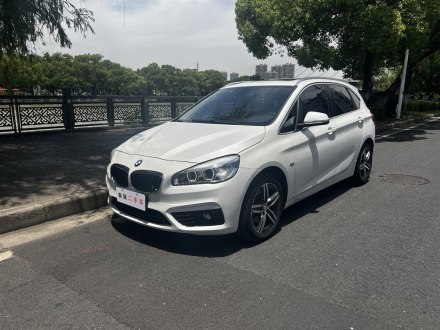 宝马2系旅行车 2016款 218i 运动设计套装