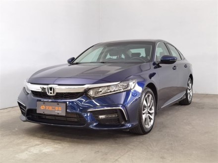 英仕派 2019款 260TURBO 精致版 国VI