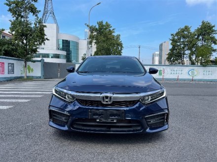 英仕派 2019款 260TURBO 精致版 国VI
