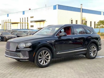 添越 2022款 4.0T V8