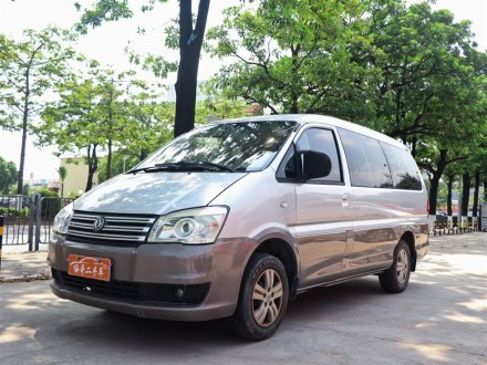 菱智 2018款 M3 1.6L 7座舒适型