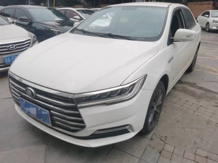 秦 2019款 1.5L 自动豪华型
