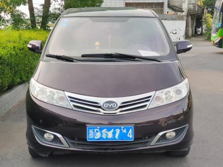 比亚迪M6 2013款 2.4L 自动尊贵型