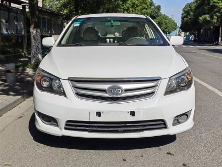 比亚迪L3 2013款 1.5L 自动尊贵型