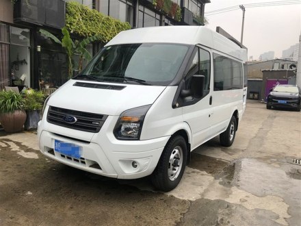 新世代全顺 2013款 2.4T柴油豪华型短轴中低顶国IV