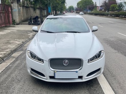 捷豹XF 2014款 XF 2.0T 豪华版