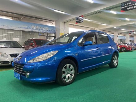标致307 2010款 两厢 1.6L 自动豪华版