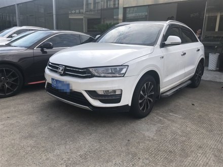 众泰SR7 2017款 1.5T CVT魔方之心版