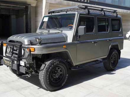 BJ212 2020款 2.4T 方门 硬顶