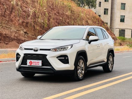 威兰达 2021款 2.0L CVT两驱豪华版
