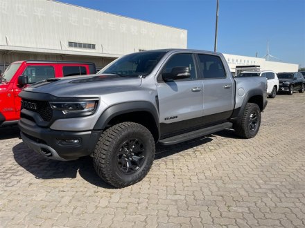 RAM Trucks 2022款 6.2L 自动