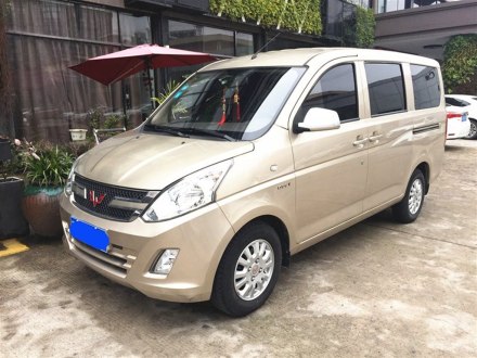 五菱荣光V 2016款 1.5L标准型