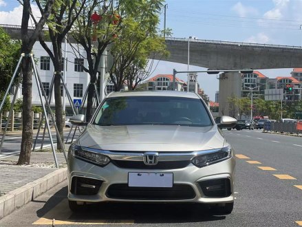 英仕派 2019款 260TURBO 精致版 国VI