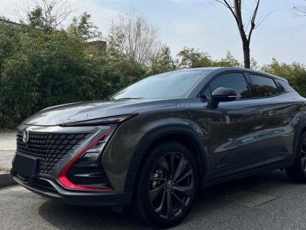 长安UNI-T 2020款 1.5T 尊贵型