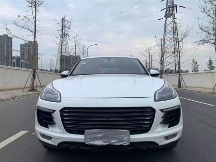 众泰SR9 2017款 2.0T 自动极致之路版