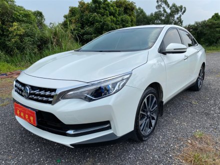 启辰D60 2018款 1.6L CVT智联旗舰版