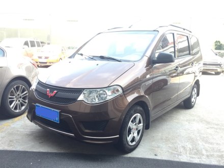五菱宏光 2015款 1.5L S 基本型国V