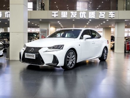 雷克萨斯IS 2017款 300 F SPORT版