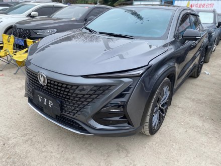 长安UNI-T 2022款 1.5T 运动版 旗舰型