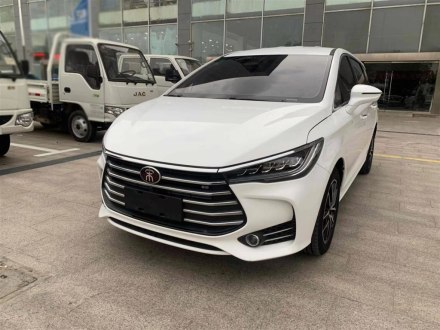宋MAX 2017款 1.5T 自动智联尊贵型 7座