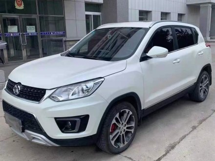 绅宝X35 2016款 1.5L 自动尊贵版