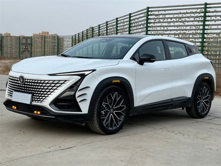 长安UNI-T 2022款 2.0T 领航型