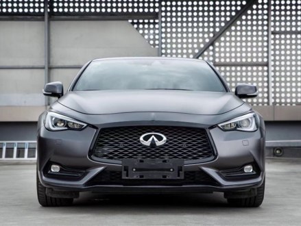 英菲尼迪Q60 2019款 S 2.0T 豪华运动版