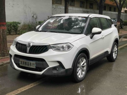 中华V3 2016款 1.5L 手动舒适型