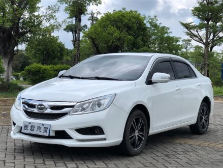 速锐 2015款 改款 1.5L 自动豪华型