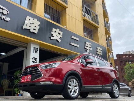瑞风S3 2015款 1.5L 手动豪华智能尊享版