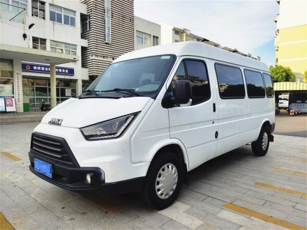 特顺 2019款 2.8T商运型长轴中顶6座后单胎国VI JX493