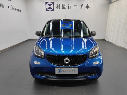 smart forfour 2018款 1.0L 52千瓦激情版