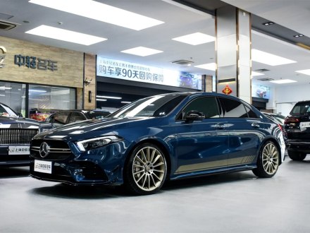 奔驰A级AMG 2019款 AMG A 35 L 4MATIC 先型特别版