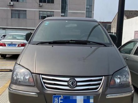 菱智 2017款 V3 1.5L 7座标准型