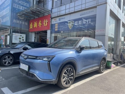 威马W6 2021款 520km ACE极智版