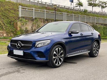 奔驰GLC轿跑 2018款 GLC 260 4MATIC 轿跑SUV