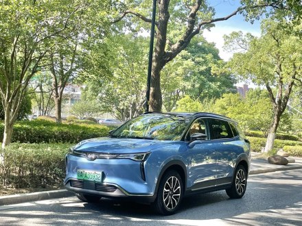 威马W6 2021款 520km ACE极智版