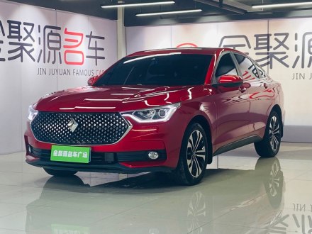 宝骏RC-6 2019款 1.5T CVT 24小时在线旗舰型