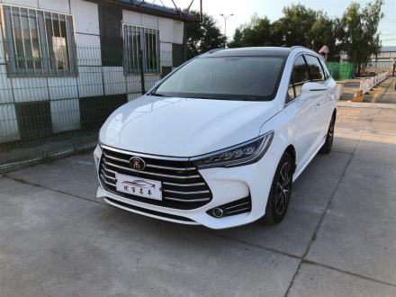 宋MAX 2018款 1.5T 自动智联旗舰型 6座