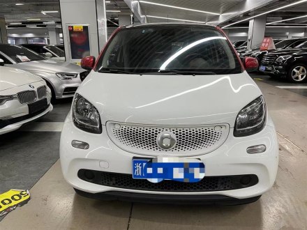 smart forfour 2016款 1.0L 52千瓦激情版