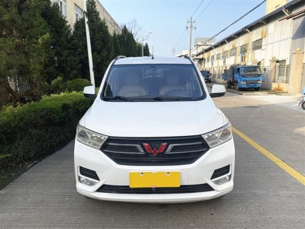 五菱宏光 2018款 1.5L 经典款S基本型