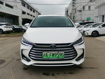 宋MAX新能源 2019款 DM 1.5T 智联致进型 6座 国VI