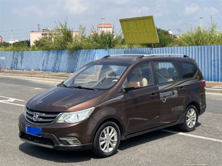 宝骏730 2014款 1.5L 手动标准型 7座
