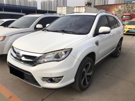 比亚迪S7 2015款 2.0T 升级版 自动尊贵型