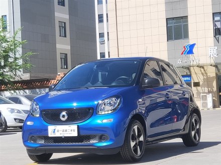 smart forfour 2018款 1.0L 52千瓦激情版
