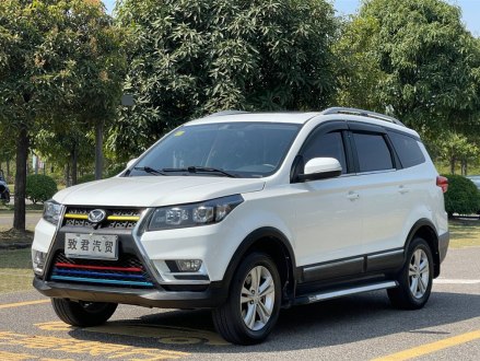 北汽幻速S3 2016款 S3L 1.5L 手动尊贵型